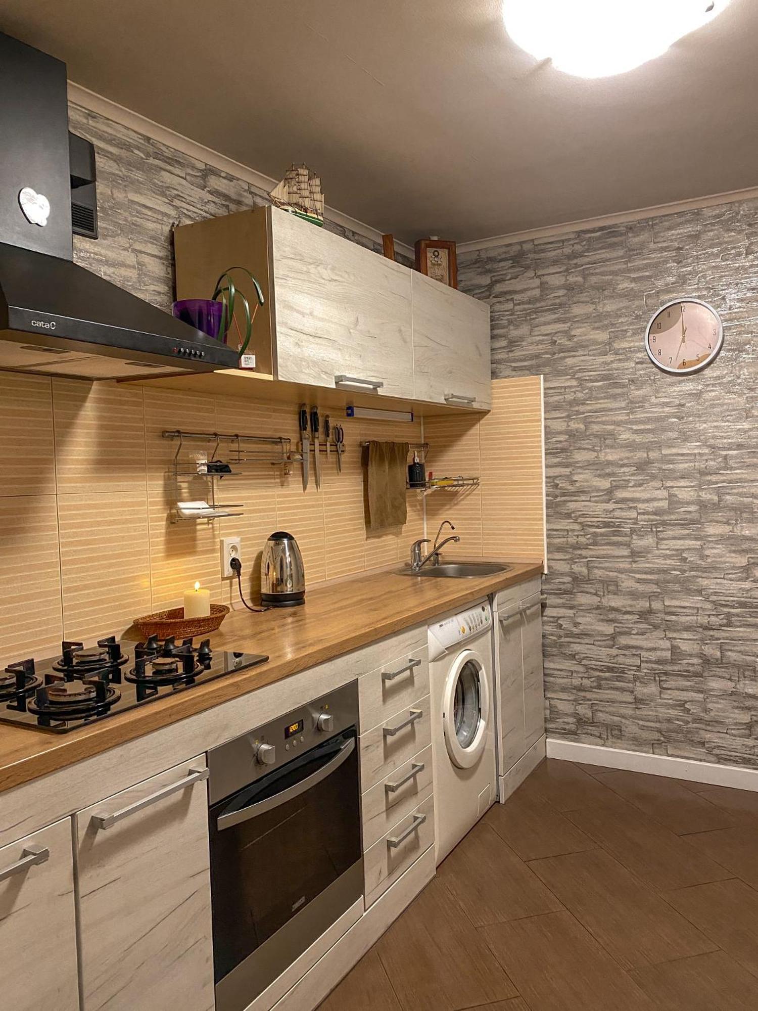 Cozy And Comfortable Apartment 체르카시 외부 사진